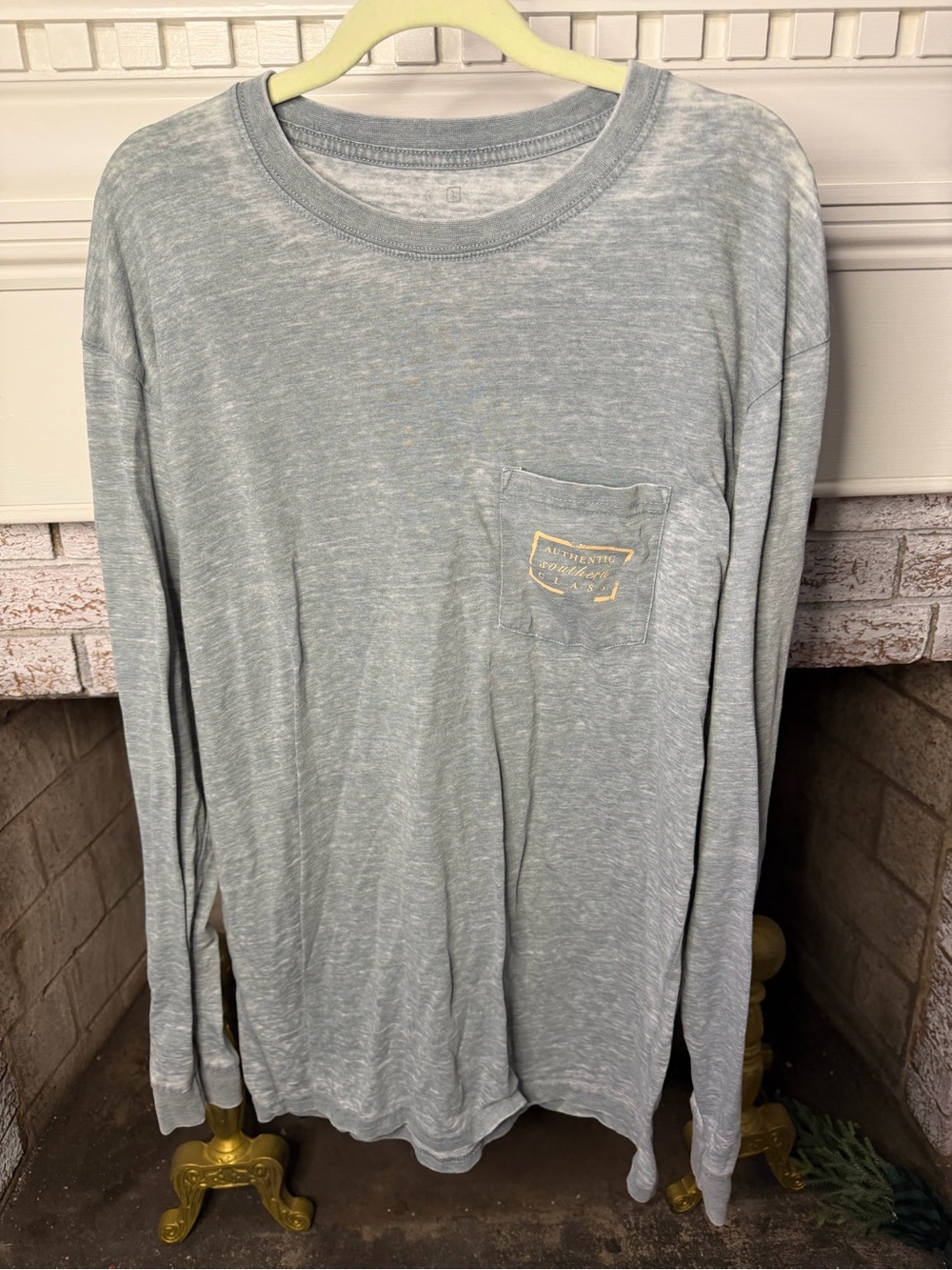 Southern Marsh Light Heather Gray Long Sleeve Tee with Pocket